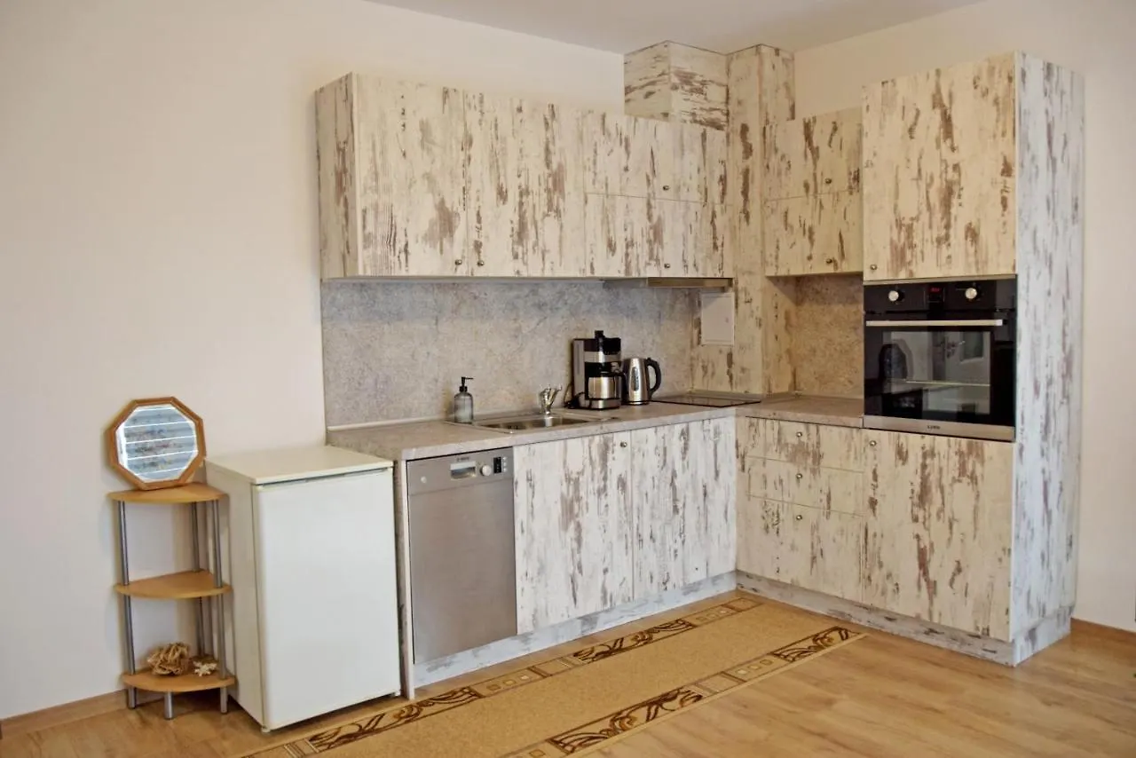 Apartment 4 City'S Sights And Beach Burgas 0*,