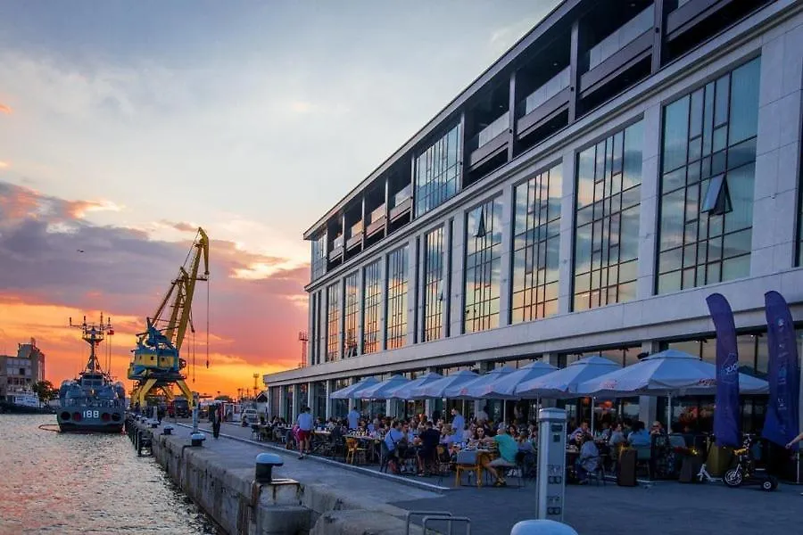 Apartment 4 City'S Sights And Beach Burgas